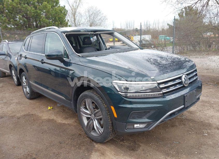2019 Volkswagen Tiguan 2.0T SEL PREMIUM/2.0T SEL PREMIUM R-LINE (VIN 3VV4B7AX4KM125438) main photo