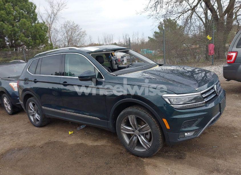 Photo 13 of 2019 Volkswagen Tiguan 2.0T SEL PREMIUM/2.0T SEL PREMIUM R-LINE (VIN 3VV4B7AX4KM125438)