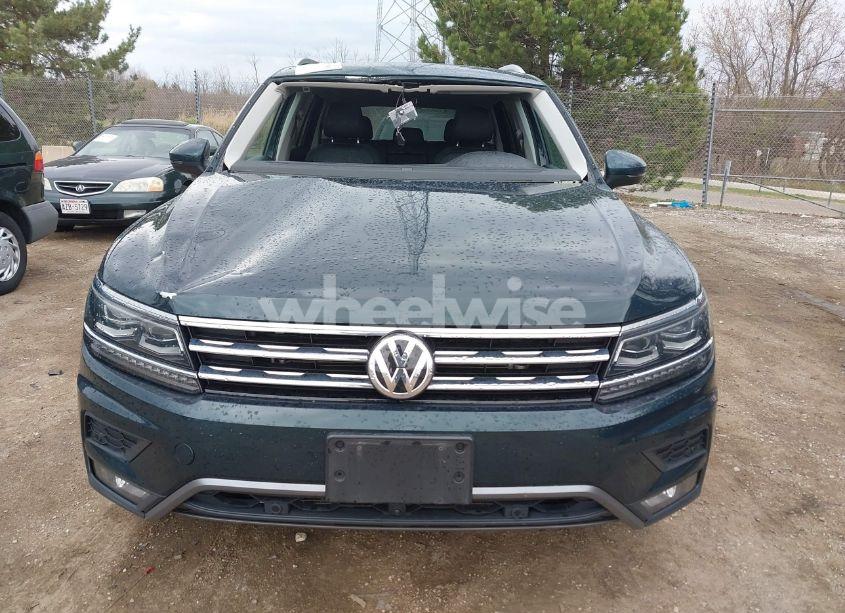 Photo 6 of 2019 Volkswagen Tiguan 2.0T SEL PREMIUM/2.0T SEL PREMIUM R-LINE (VIN 3VV4B7AX4KM125438)