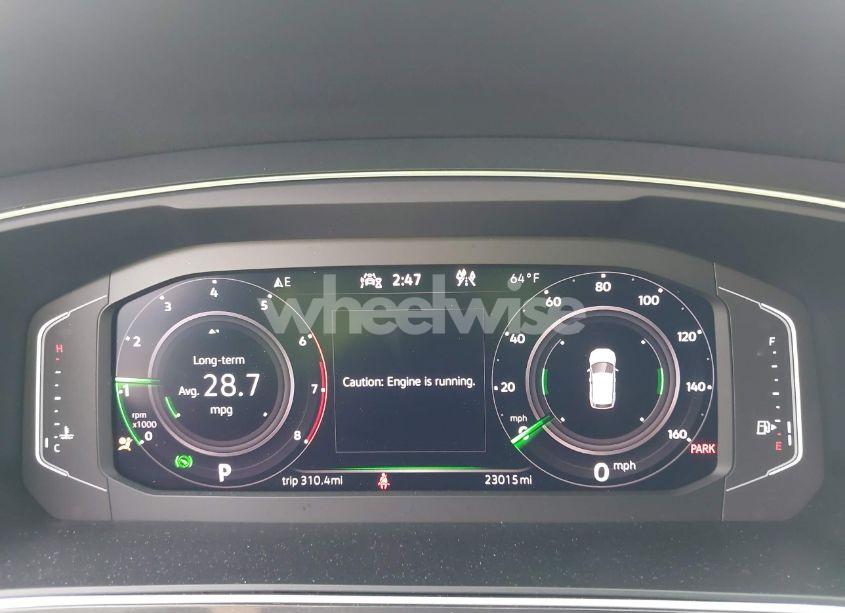 Photo 7 of 2022 Volkswagen Tiguan 2.0T SEL R-LINE (VIN 3VV4B7AX5NM111133)