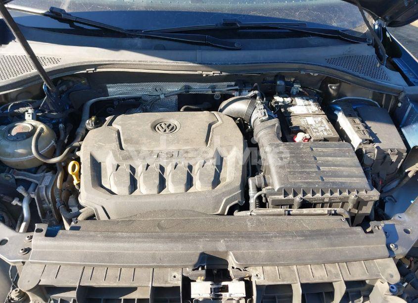 Photo 10 of 2018 Volkswagen Tiguan 2.0T SEL PREMIUM (VIN 3VV4B7AX6JM219111)