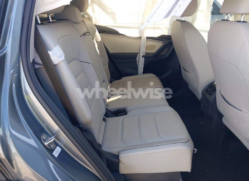 Photo 8 of 2019 Volkswagen Tiguan 2.0T SEL PREMIUM/2.0T SEL PREMIUM R-LINE (VIN 3VV4B7AX6KM086321)