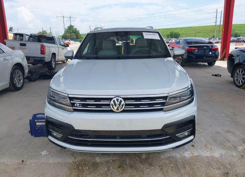 Photo 13 of 2018 Volkswagen Tiguan 2.0T SEL PREMIUM (VIN 3VV4B7AX7JM182912)