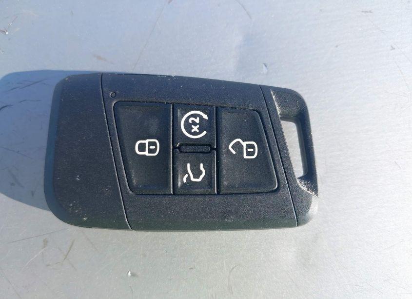 Photo 11 of 2022 Volkswagen Tiguan 2.0T SEL R-LINE (VIN 3VV4B7AX7NM023457)