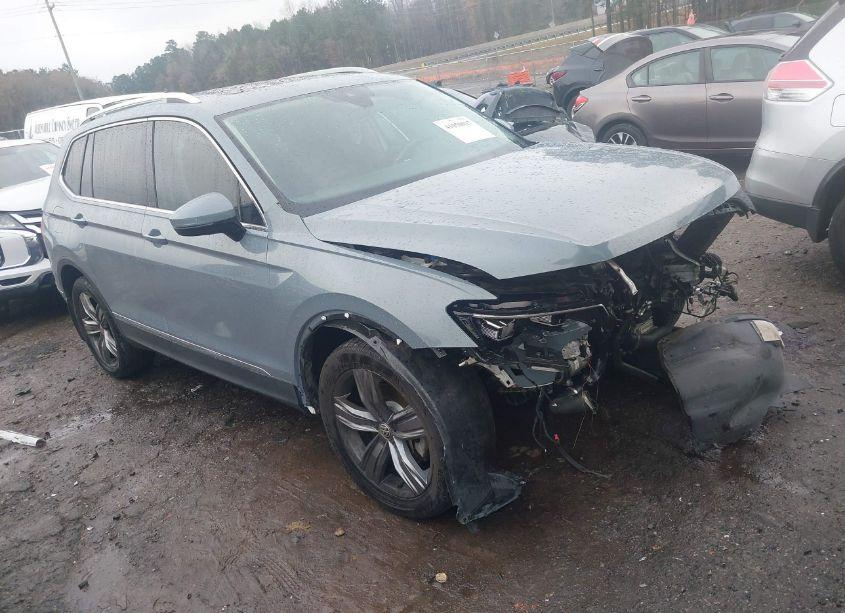 2018 Volkswagen Tiguan 2.0T SEL PREMIUM (VIN 3VV4B7AX8JM207753) main photo