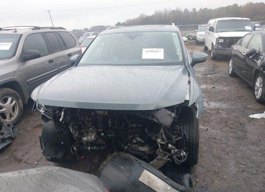 Photo 13 of 2018 Volkswagen Tiguan 2.0T SEL PREMIUM (VIN 3VV4B7AX8JM207753)