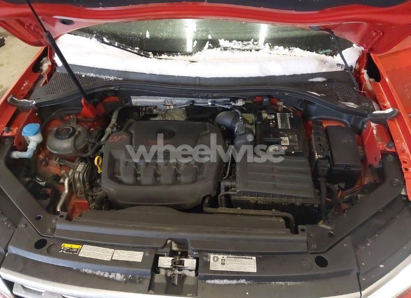 Photo 10 of 2019 Volkswagen Tiguan 2.0T SEL PREMIUM/2.0T SEL PREMIUM R-LINE (VIN 3VV4B7AX8KM116807)