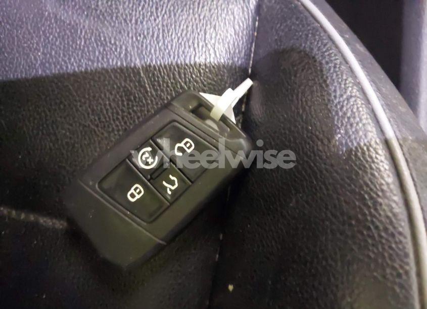 Photo 11 of 2019 Volkswagen Tiguan 2.0T SEL PREMIUM/2.0T SEL PREMIUM R-LINE (VIN 3VV4B7AX8KM116807)