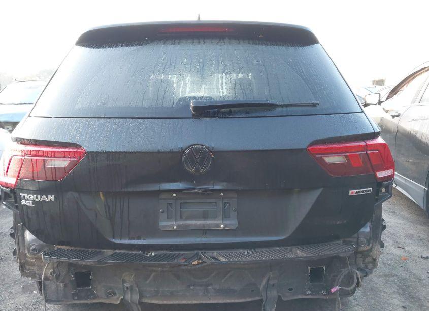 Photo 16 of 2021 Volkswagen Tiguan 2.0T SEL PREMIUM R-LINE (VIN 3VV4B7AX9MM158325)