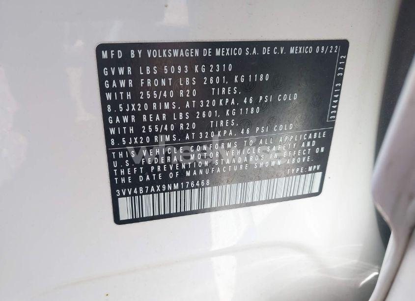 Photo 9 of 2022 Volkswagen Tiguan 2.0T SEL R-LINE (VIN 3VV4B7AX9NM176468)