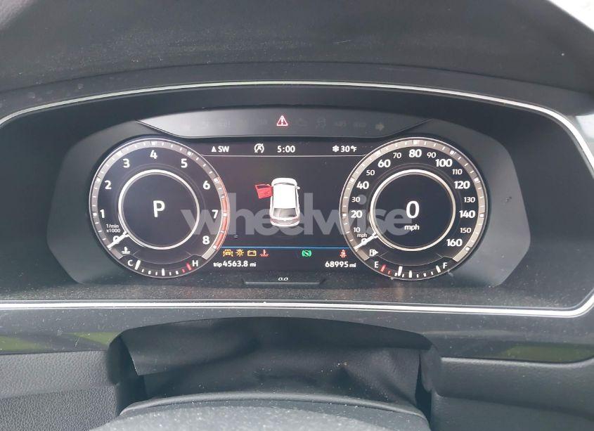 Photo 7 of 2018 Volkswagen Tiguan 2.0T SEL PREMIUM (VIN 3VV4B7AXXJM009997)