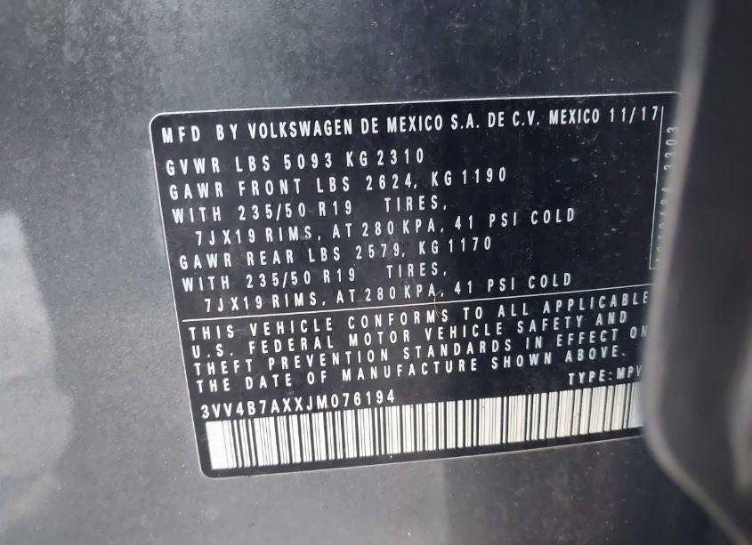 Photo 9 of 2018 Volkswagen Tiguan 2.0T SEL PREMIUM (VIN 3VV4B7AXXJM076194)
