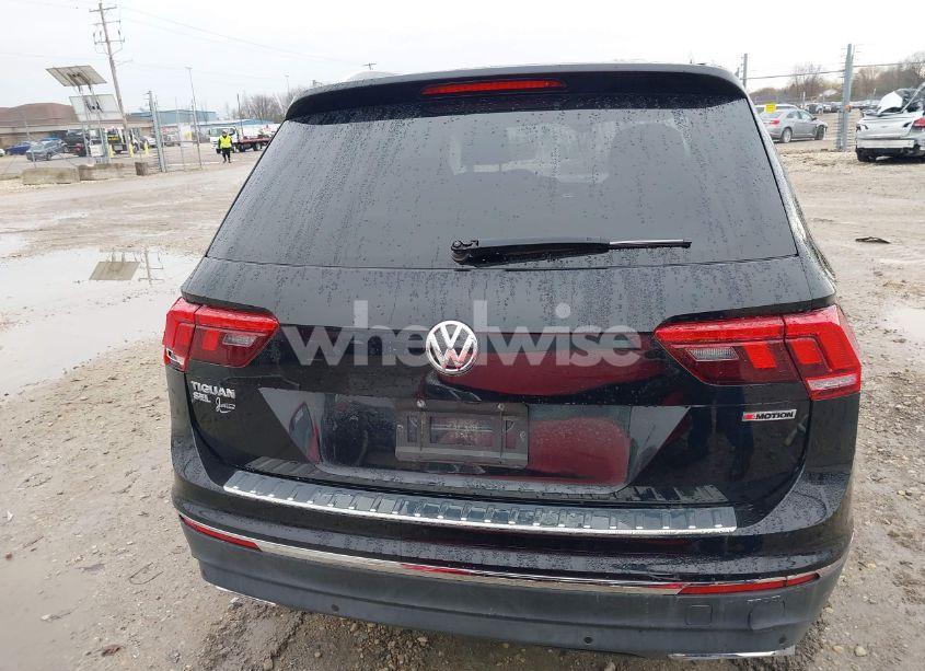Photo 16 of 2019 Volkswagen Tiguan 2.0T SEL PREMIUM/2.0T SEL PREMIUM R-LINE (VIN 3VV4B7AXXKM053709)