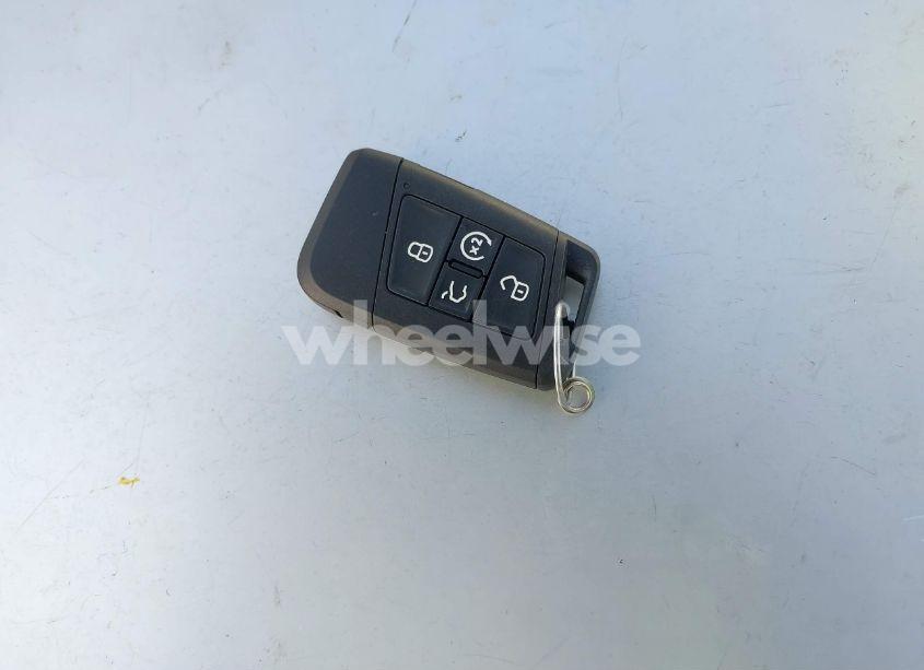 Photo 11 of 2024 Volkswagen Taos 1.5T SEL (VIN 3VV4X7B22RM062144)