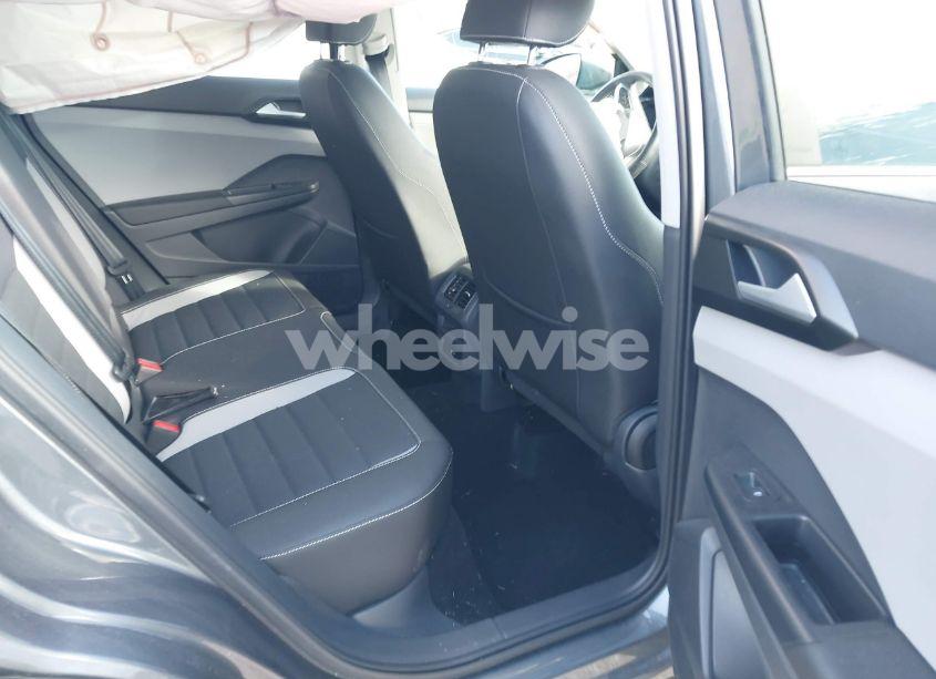 Photo 8 of 2023 Volkswagen Taos 1.5T SEL (VIN 3VV4X7B23PM360604)