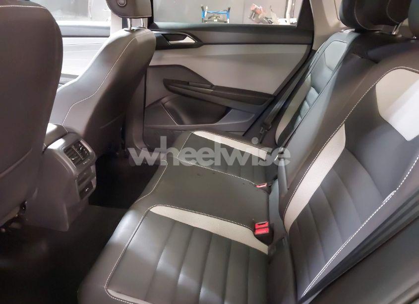 Photo 8 of 2024 Volkswagen Taos 1.5T SEL (VIN 3VV4X7B23RM056126)