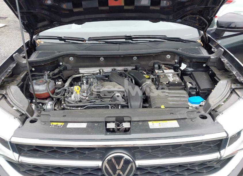 Photo 10 of 2024 Volkswagen Taos 1.5T SEL (VIN 3VV4X7B29RM036589)