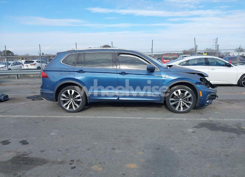 Photo 14 of 2018 Volkswagen Tiguan 2.0T SEL PREMIUM (VIN 3VV5B7AX0JM218427)