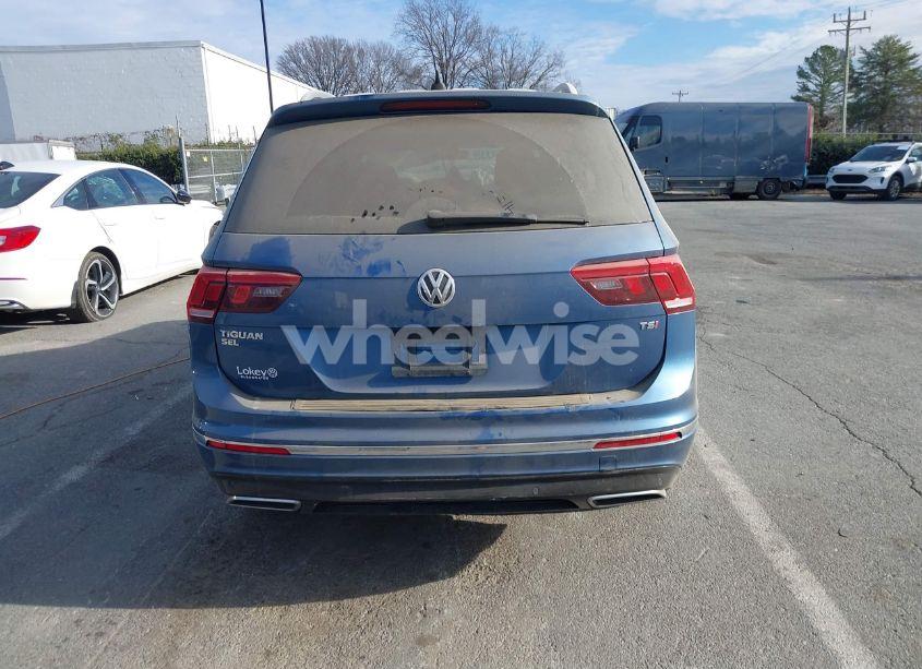 Photo 17 of 2018 Volkswagen Tiguan 2.0T SEL PREMIUM (VIN 3VV5B7AX0JM218427)