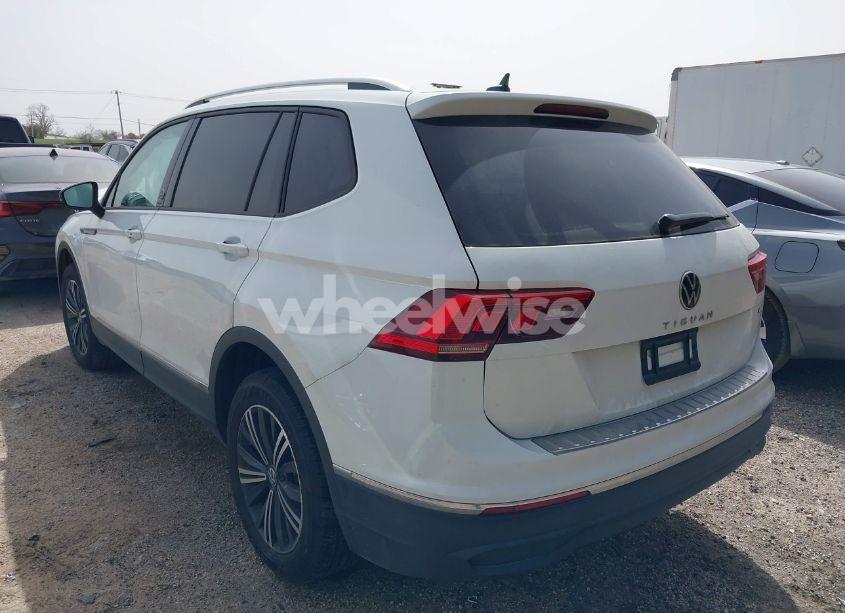 Photo 3 of 2024 Volkswagen Tiguan 2.0T WOLFSBURG EDITION (VIN 3VV5B7AX0RM231755)