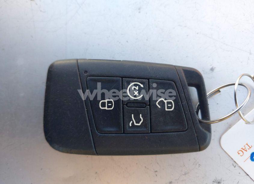 Photo 11 of 2018 Volkswagen Tiguan 2.0T SEL PREMIUM (VIN 3VV5B7AX1JM002585)