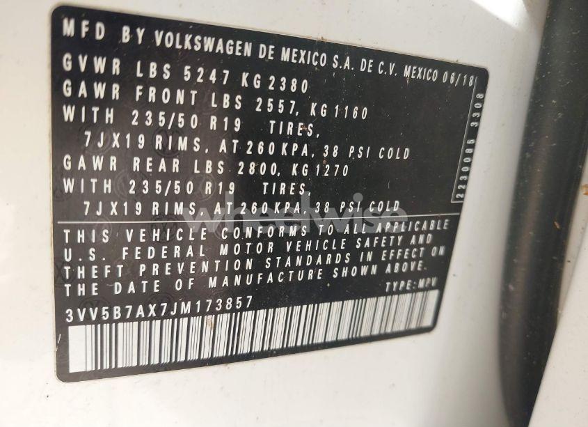 Photo 9 of 2018 Volkswagen Tiguan 2.0T SEL PREMIUM (VIN 3VV5B7AX7JM173857)