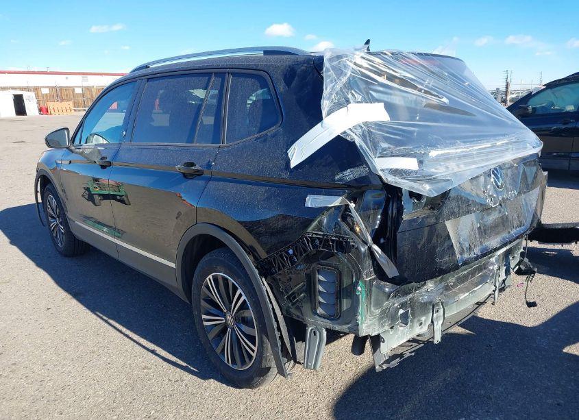Photo 3 of 2024 Volkswagen Tiguan WOLFSBURG (VIN 3VV5B7AX7RM213222)