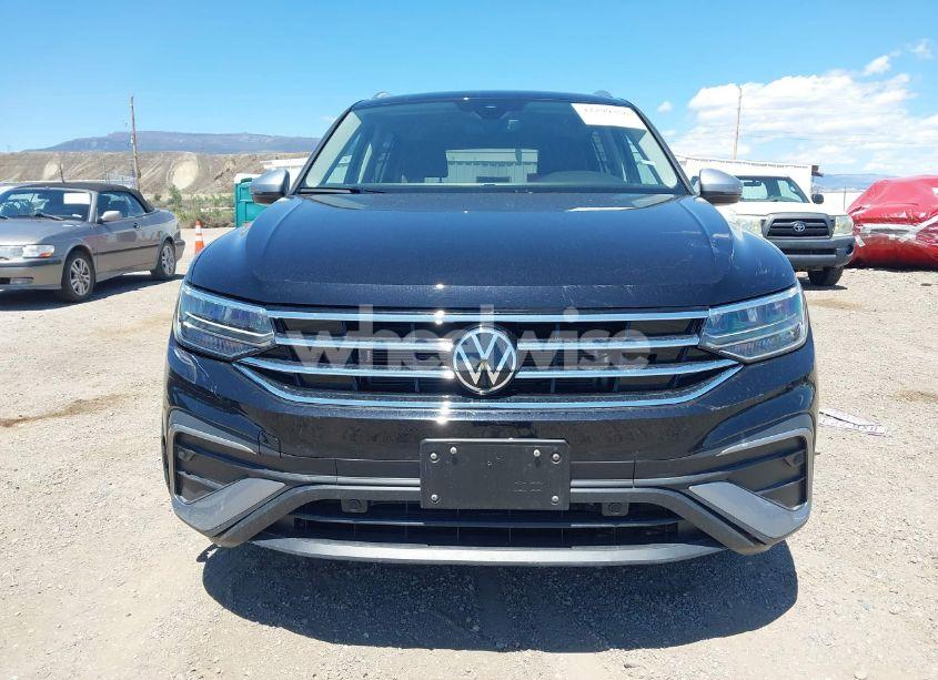 Photo 12 of 2024 Volkswagen Tiguan 2.0T WOLFSBURG EDITION (VIN 3VV5B7AX7RM232983)