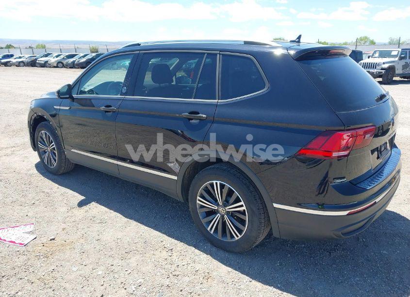 Photo 3 of 2024 Volkswagen Tiguan 2.0T WOLFSBURG EDITION (VIN 3VV5B7AX7RM232983)
