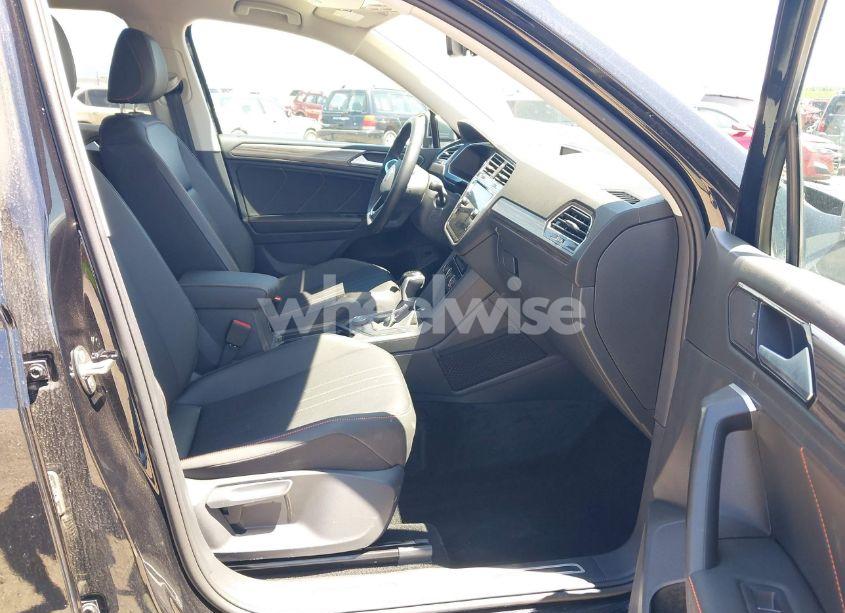 Photo 5 of 2024 Volkswagen Tiguan 2.0T WOLFSBURG EDITION (VIN 3VV5B7AX7RM232983)