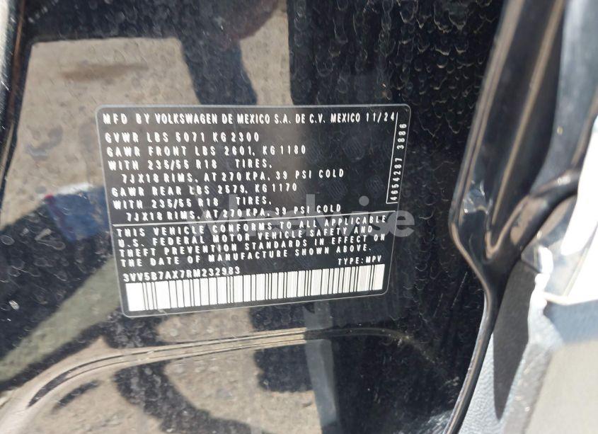 Photo 9 of 2024 Volkswagen Tiguan 2.0T WOLFSBURG EDITION (VIN 3VV5B7AX7RM232983)