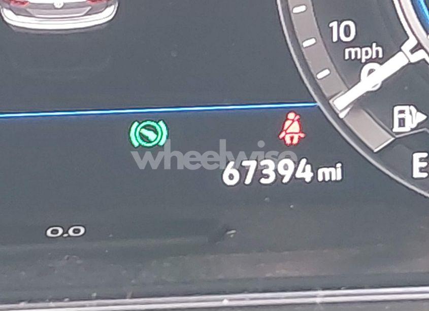 Photo 15 of 2018 Volkswagen Tiguan 2.0T SEL PREMIUM (VIN 3VV5B7AX9JM103745)