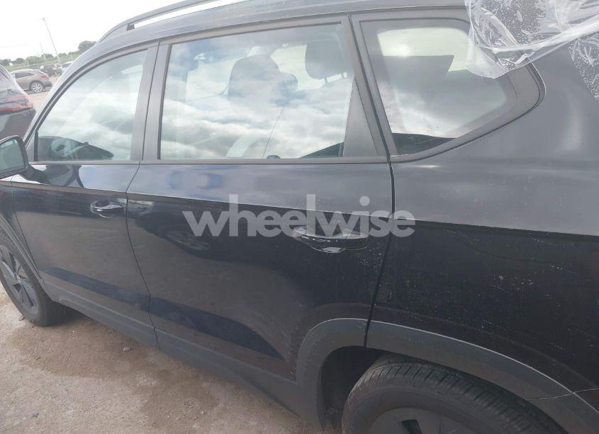 Photo 14 of 2025 Volkswagen Taos 1.5T S (VIN 3VV5C7B22SM032468)