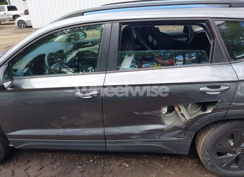 Photo 15 of 2025 Volkswagen Taos 1.5T S (VIN 3VV5C7B23SM012634)