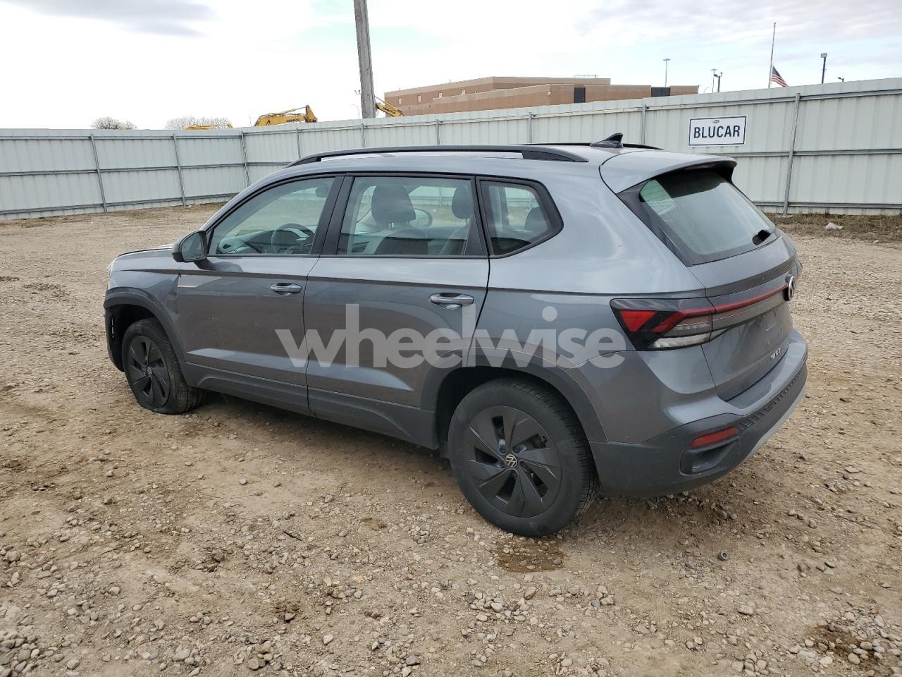 Photo 2 of 2025 VOLKSWAGEN TAOS S (VIN 3VV5C7B27SM006058)