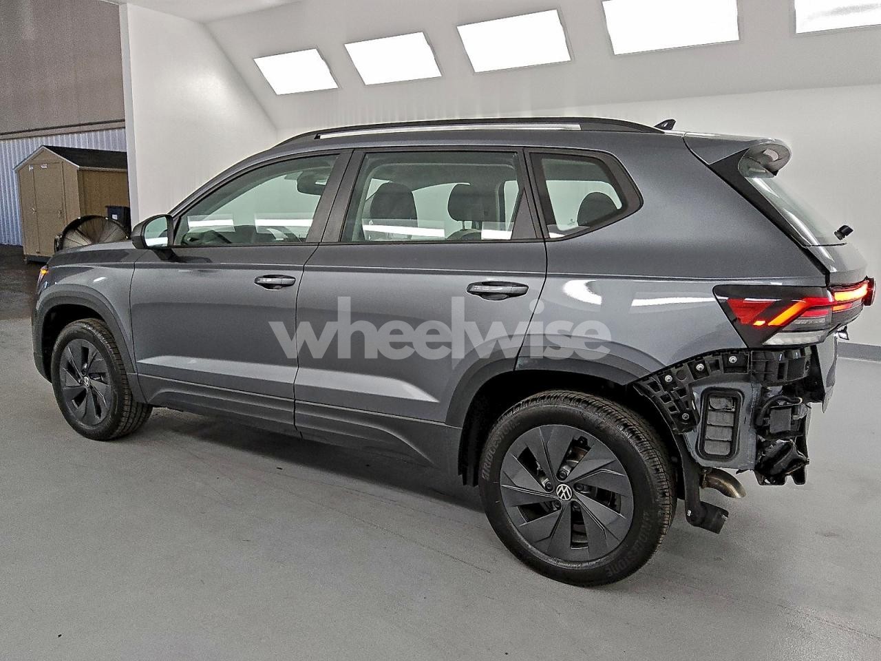 Photo 2 of 2026 VOLKSWAGEN TAOS S (VIN 3VV5C7B28TM010718)