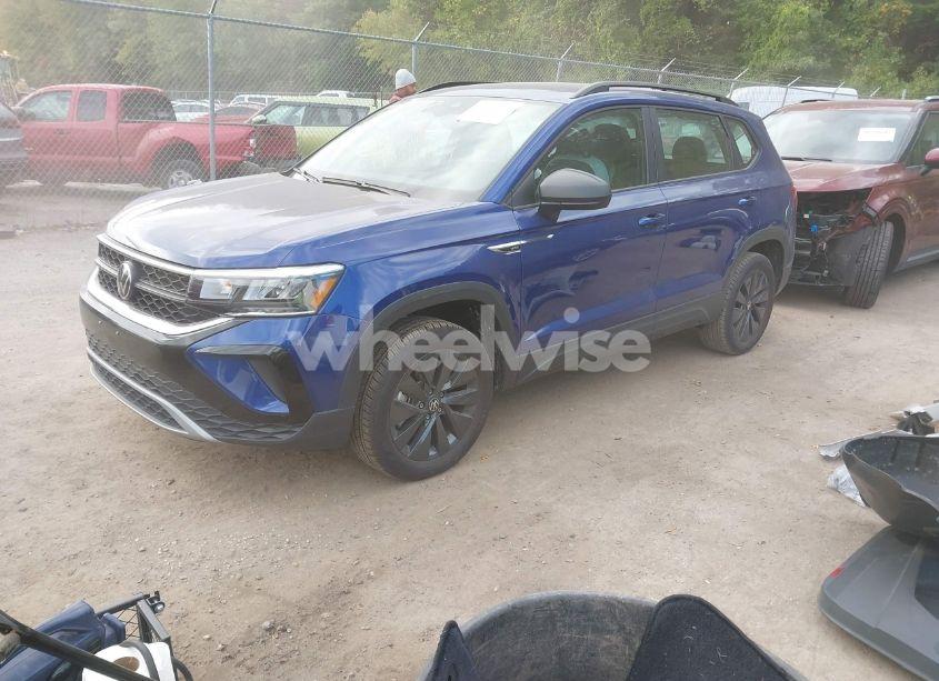 Photo 2 of 2024 Volkswagen Taos 1.5T S (VIN 3VV5X7B20RM051647)