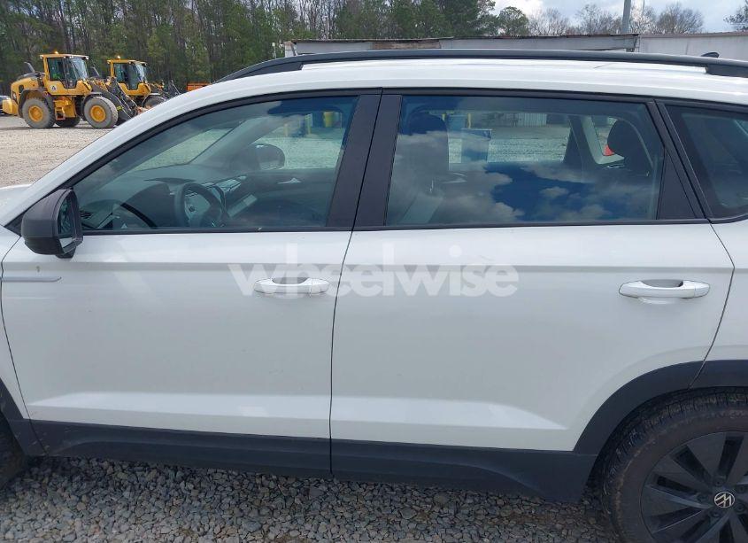 Photo 15 of 2024 Volkswagen Taos 1.5T S (VIN 3VV5X7B21RM011724)