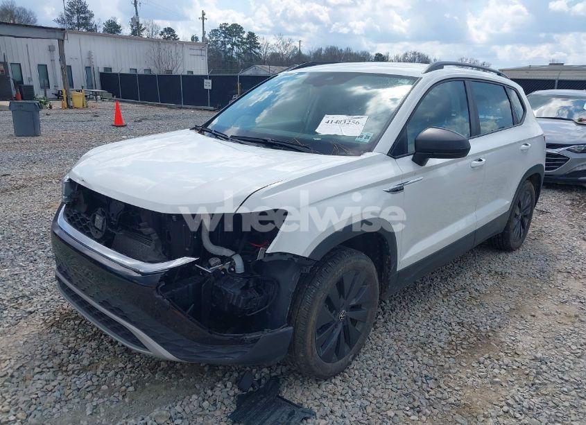 Photo 2 of 2024 Volkswagen Taos 1.5T S (VIN 3VV5X7B21RM011724)