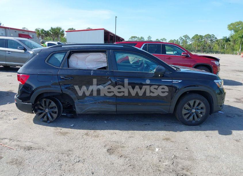 Photo 13 of 2024 Volkswagen Taos 1.5T S (VIN 3VV5X7B22RM049592)