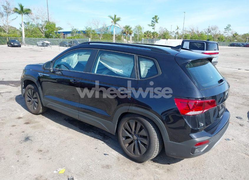 Photo 3 of 2024 Volkswagen Taos 1.5T S (VIN 3VV5X7B22RM049592)