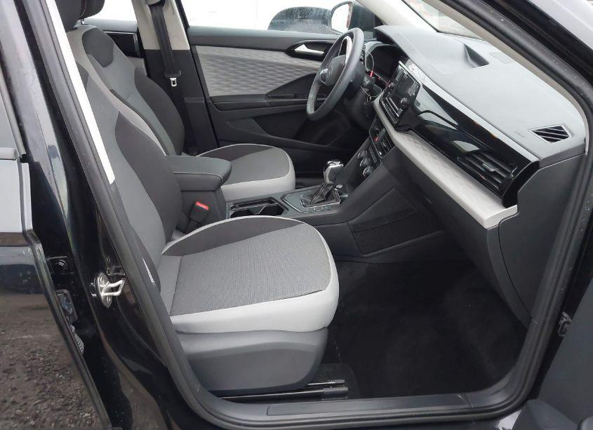 Photo 5 of 2024 Volkswagen Taos 1.5T S (VIN 3VV5X7B22RM080194)