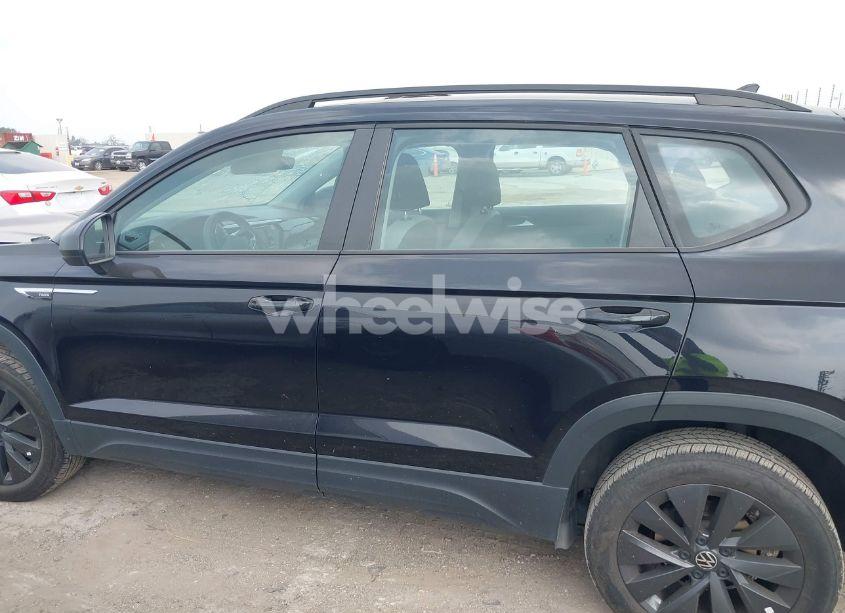 Photo 14 of 2024 Volkswagen Taos 1.5T S (VIN 3VV5X7B23RM001812)