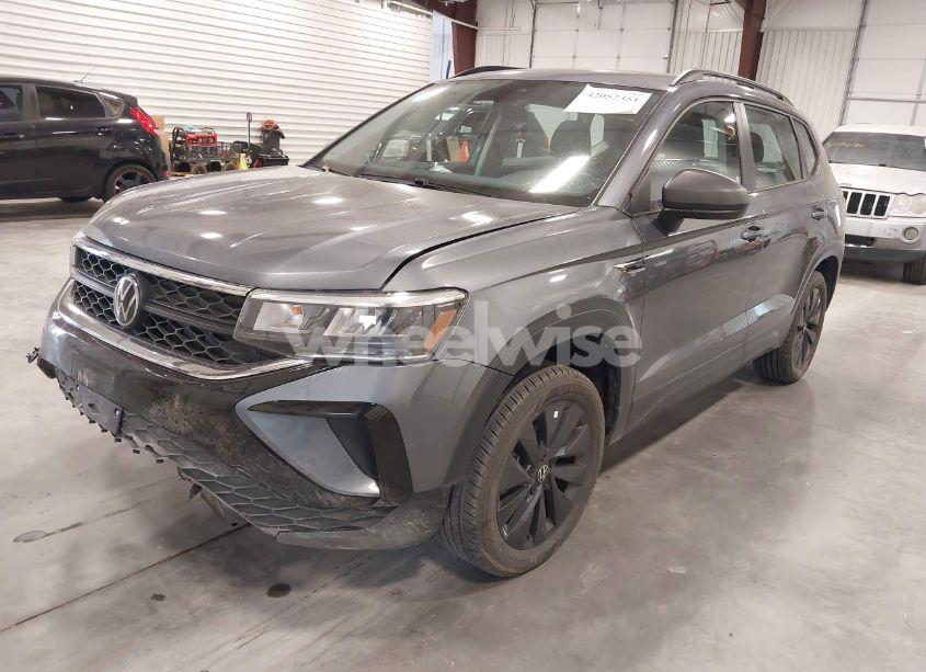 Photo 2 of 2024 Volkswagen Taos 1.5T S (VIN 3VV5X7B23RM002653)