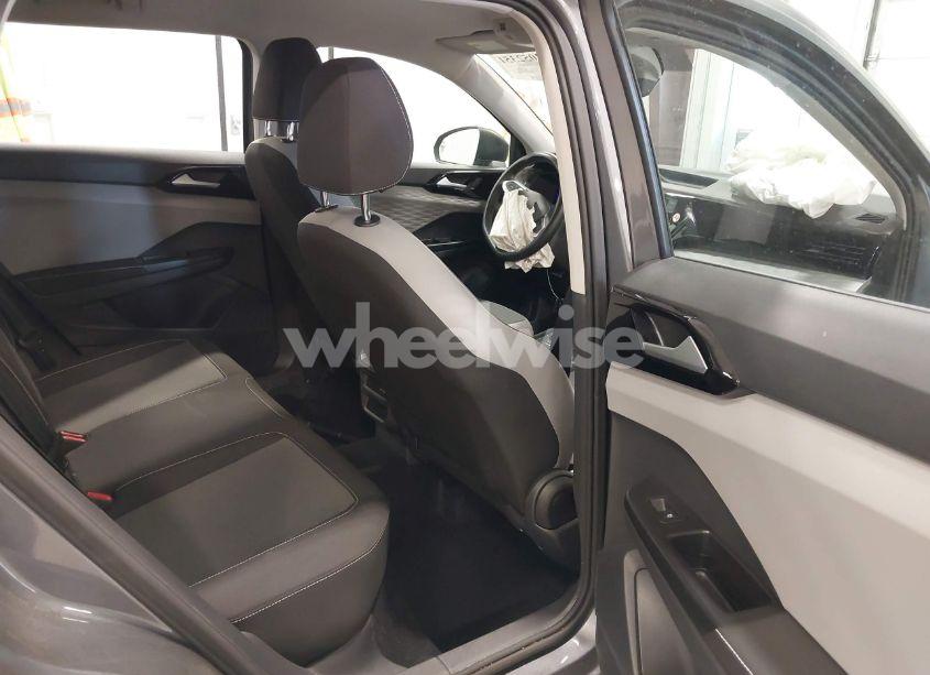 Photo 8 of 2024 Volkswagen Taos 1.5T S (VIN 3VV5X7B23RM002653)