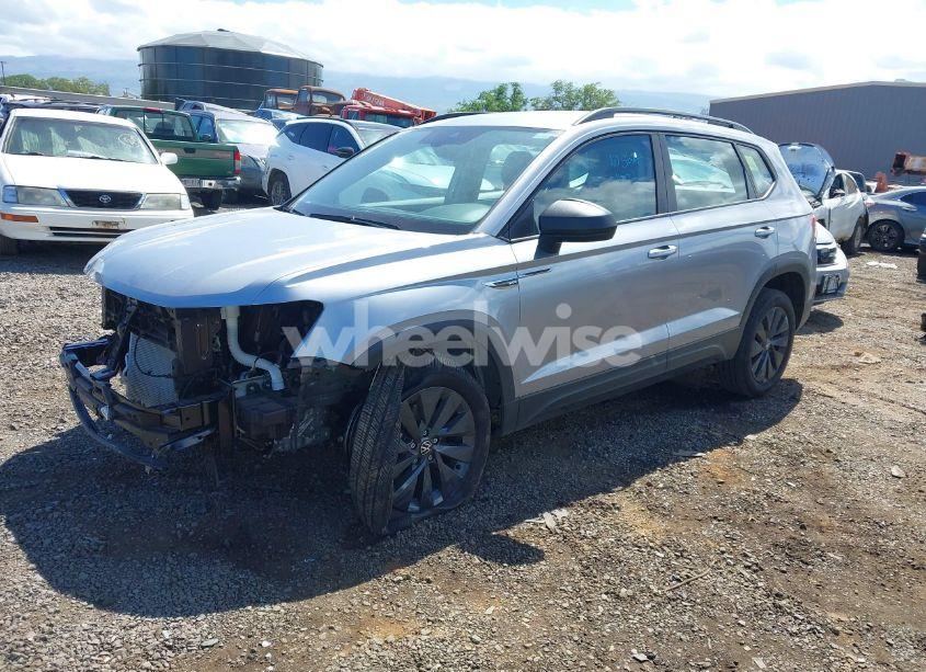 Photo 2 of 2024 Volkswagen Taos 1.5T S (VIN 3VV5X7B23RM062187)