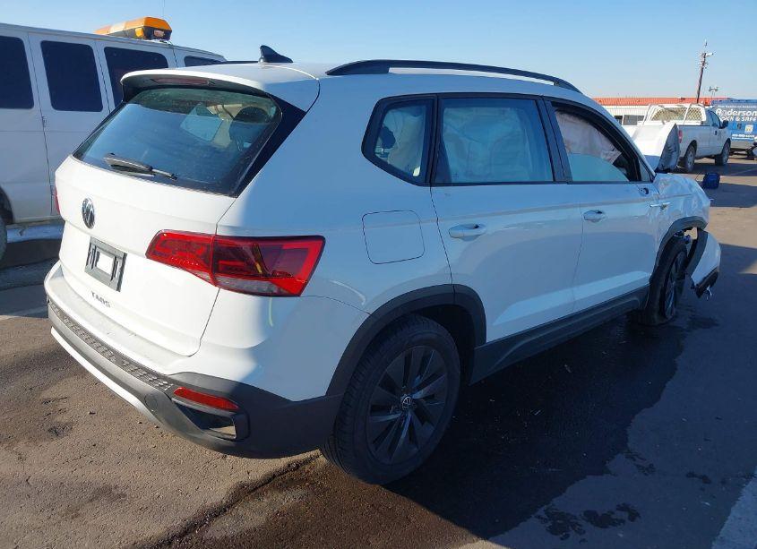 Photo 4 of 2024 Volkswagen Taos 1.5T S (VIN 3VV5X7B24RM032938)