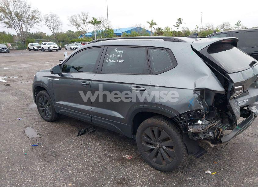 Photo 3 of 2024 Volkswagen Taos 1.5T S (VIN 3VV5X7B25RM104276)