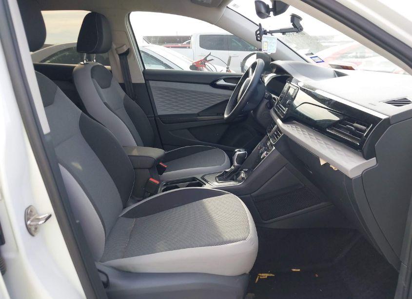 Photo 5 of 2024 Volkswagen Taos 1.5T S (VIN 3VV5X7B28RM044140)