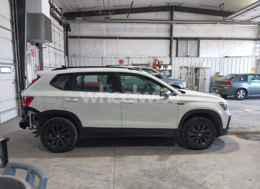 Photo 14 of 2024 Volkswagen Taos 1.5T S (VIN 3VV5X7B28RM075940)